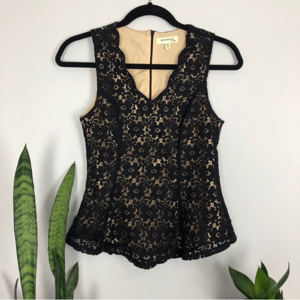 Monteau Black Lace Sleevless Peplum Top
